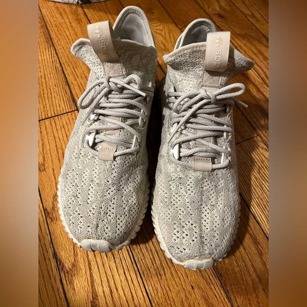 Adidas men shoes size 10.5